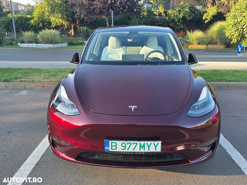Tesla Model Y AWD Performance - 2
