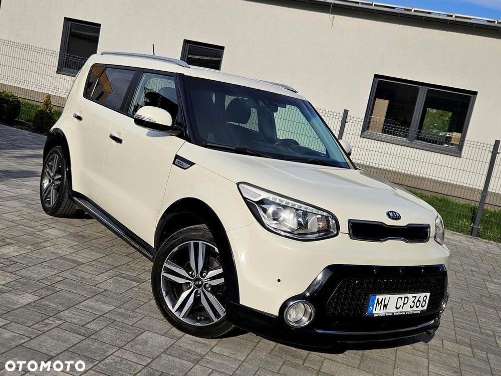 Kia Soul 1.6 CRDI Dream Team Edition - 17