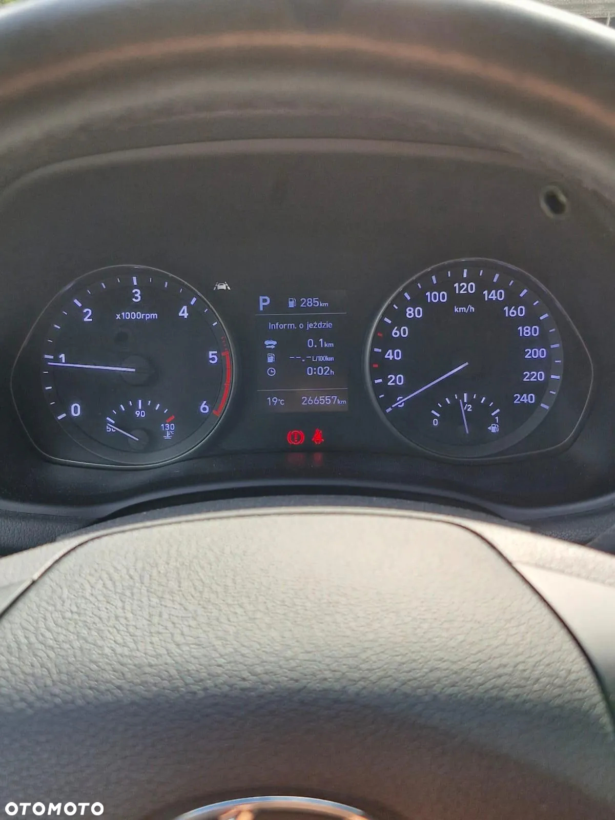 Hyundai i30 1.6 D Comfort DCT - 11