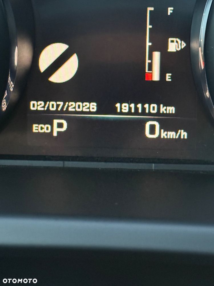 Land Rover Discovery Sport 2.0 Si4 HSE - 9