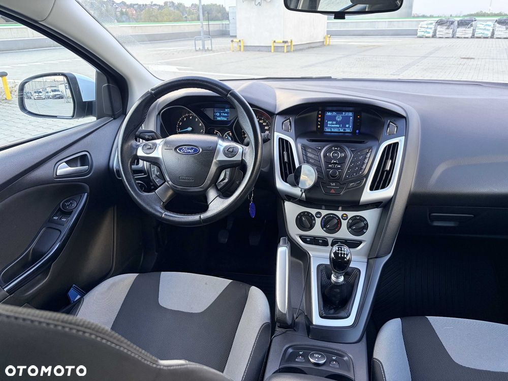 Ford Focus 1.6 EcoBoost Trend - 9