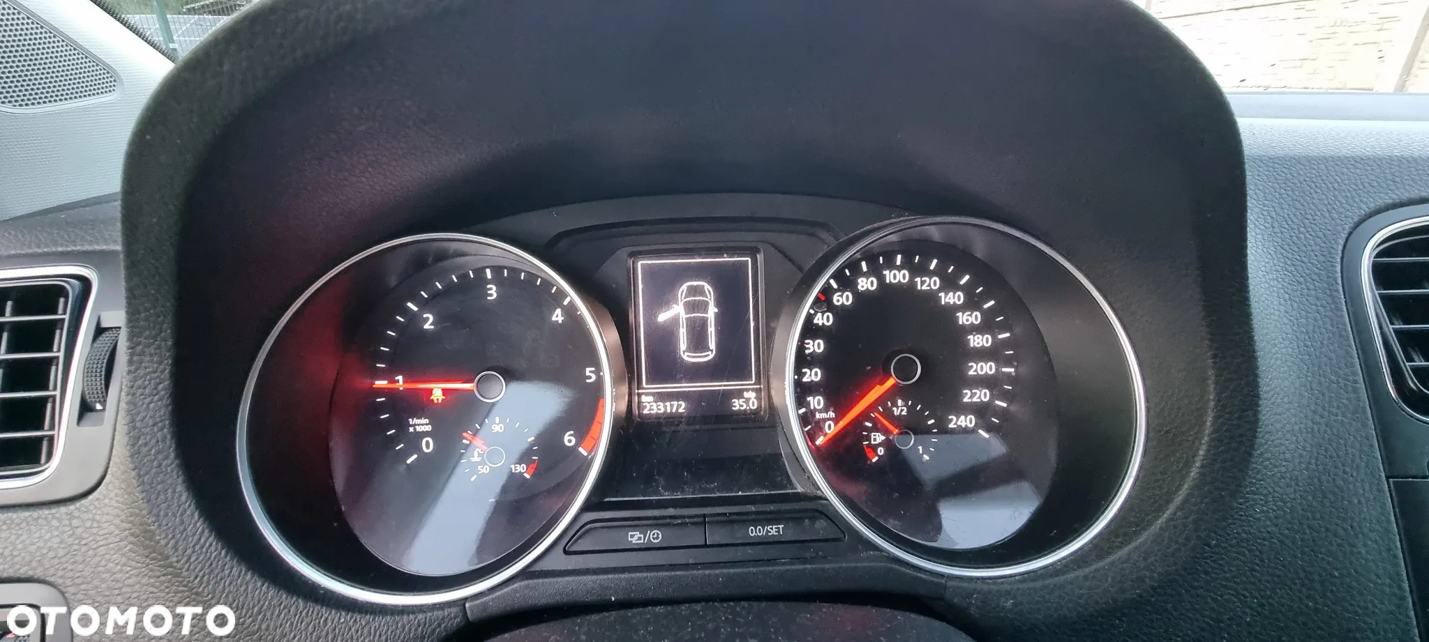 Volkswagen Polo - 17