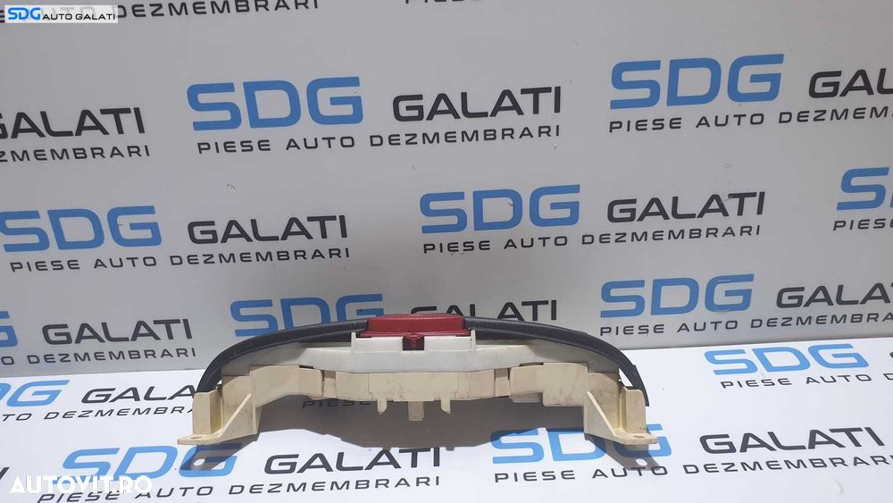 Buton Butoane Geamuri City Proiectoare Comenzi Consola Centrala Bord Avarie Fiat Punto 1999 - 2009  Cod B569 - 2