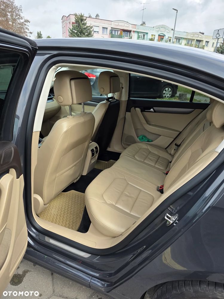 Volkswagen Passat 2.0 TDI 4Mot Comfortline - 7