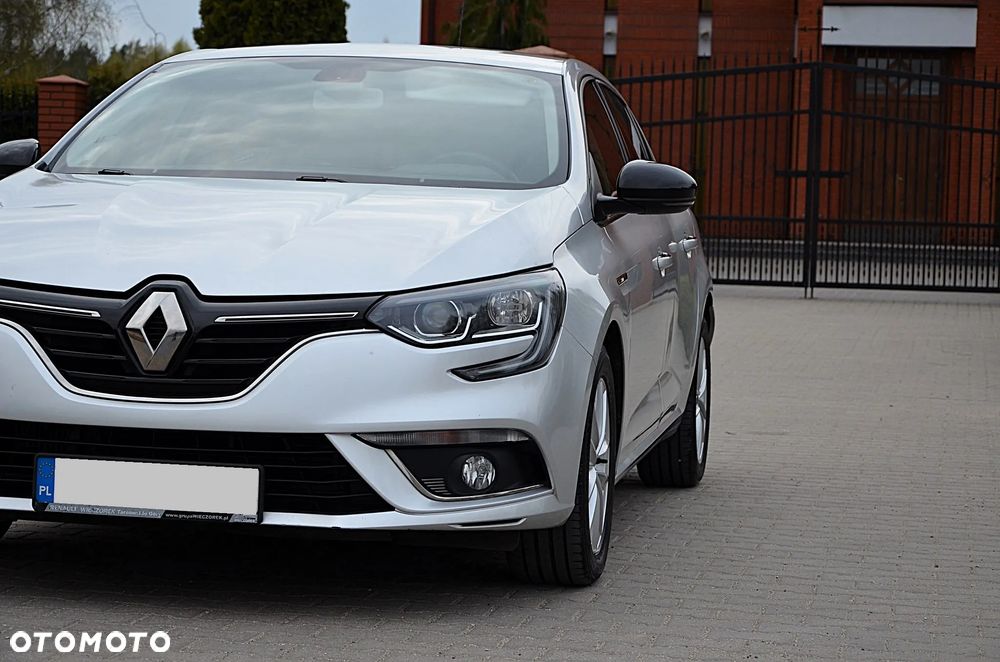 Renault Megane 1.2 Energy TCe Limited - 13