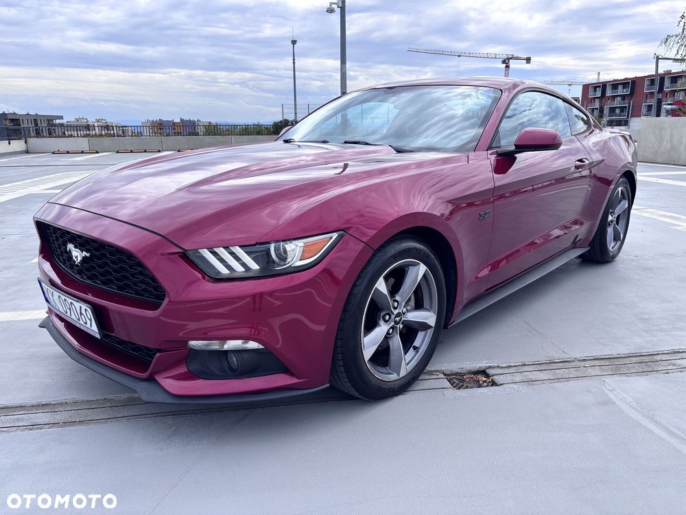 Ford Mustang - 2