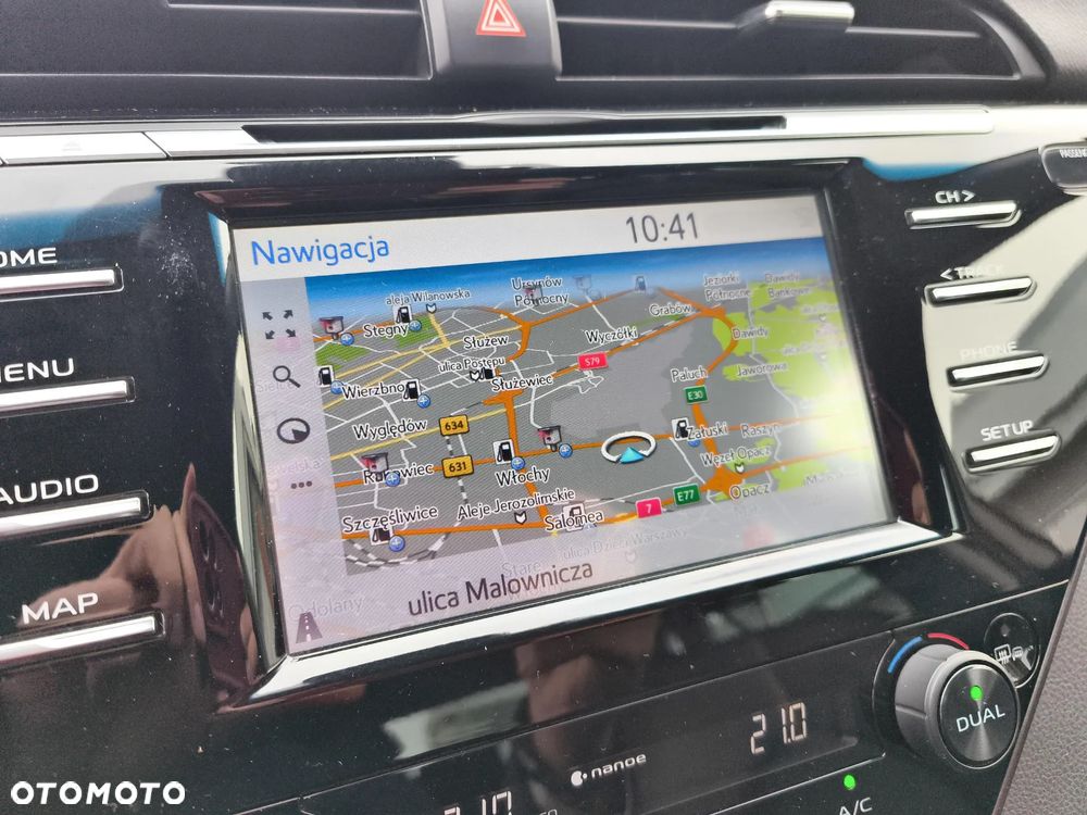 Toyota Camry 2.5 Hybrid Comfort CVT - 25