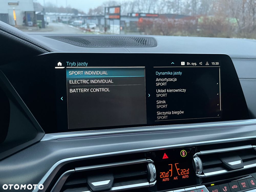 BMW X5 xDrive45e - 24