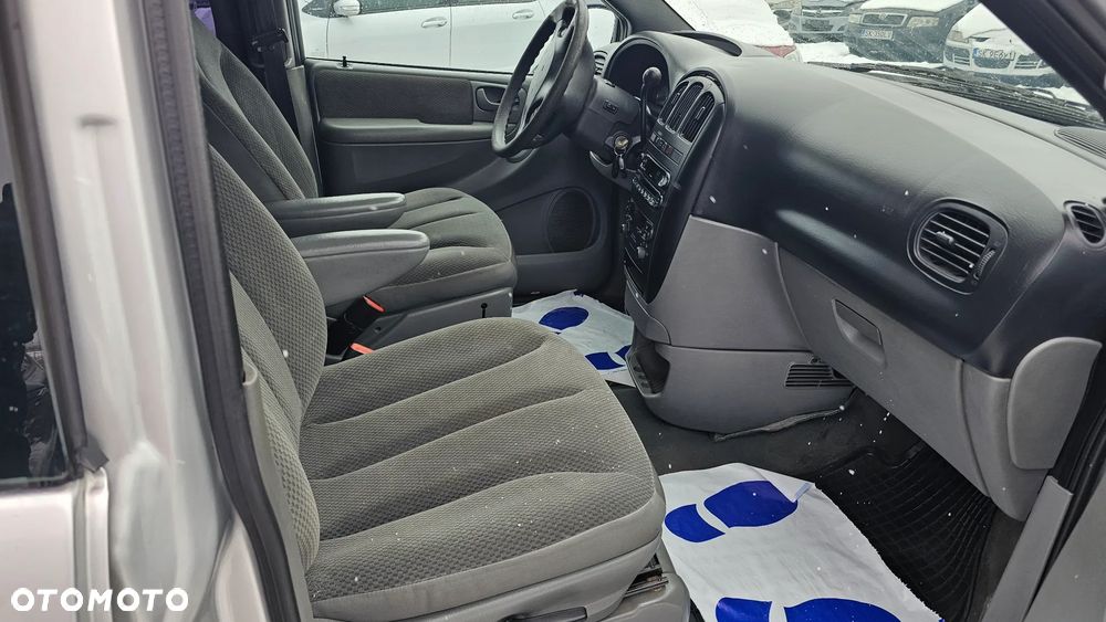 Chrysler Grand Voyager 2.8 CRD Executive LX S&G - 15