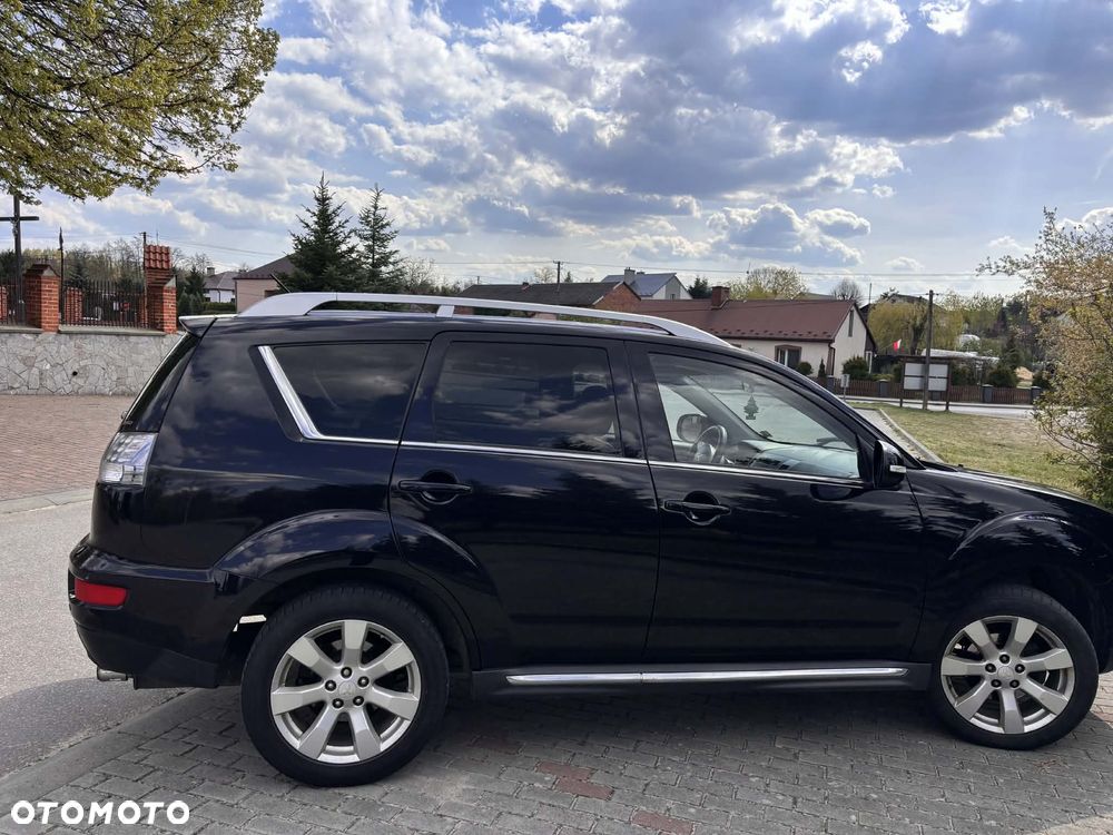 Mitsubishi Outlander 2.0 DID Instyle - 16