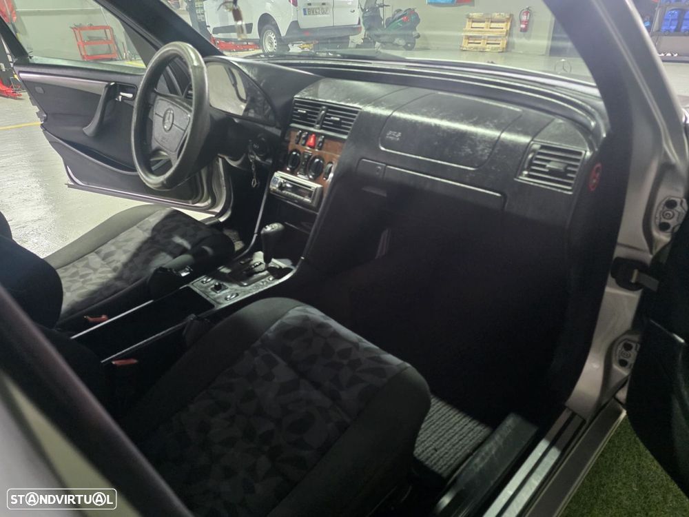 Mercedes-Benz C 220 - 11