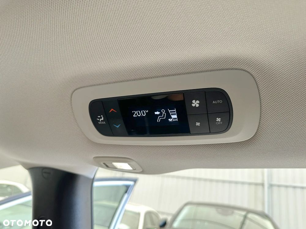 Chrysler Pacifica - 15
