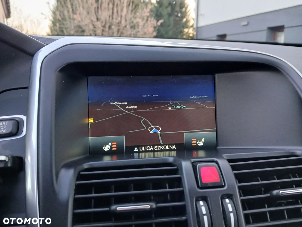 Volvo XC 60 T5 Geartronic Summum - 19