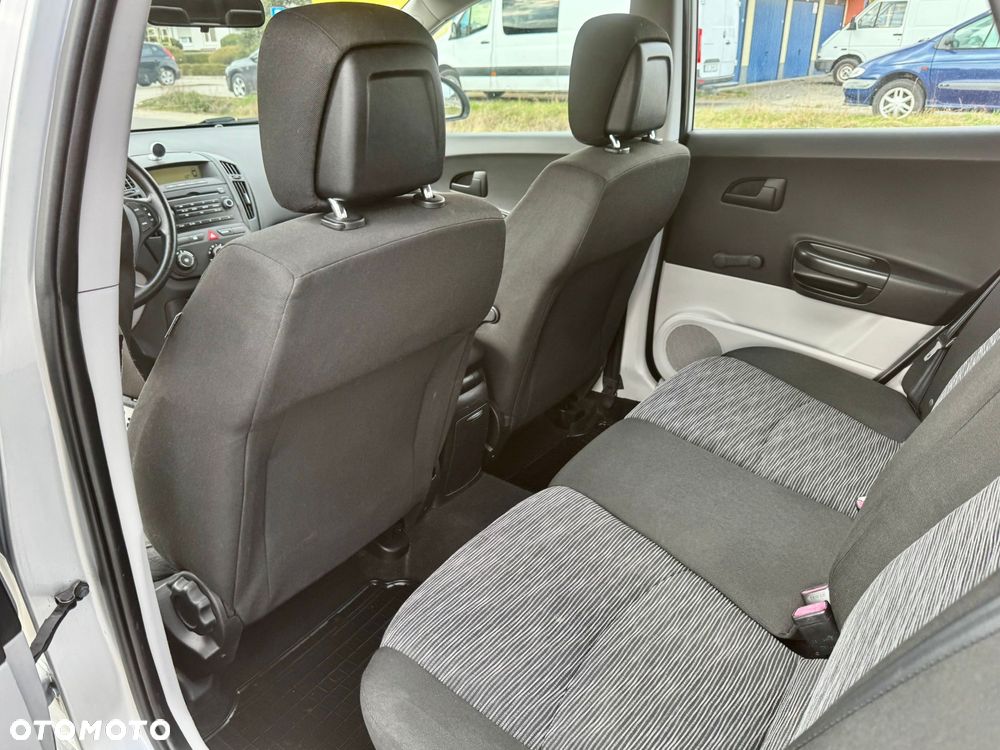 Kia Ceed 1.4 Comfort + - 14