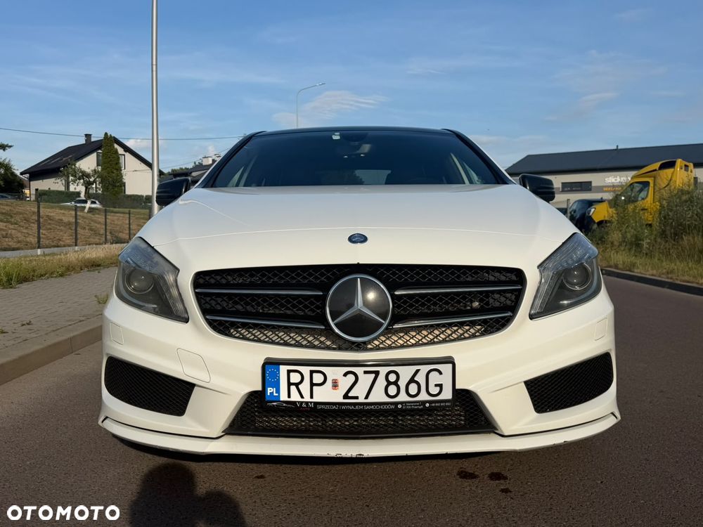 Mercedes-Benz Klasa A 180 (BlueEFFICIENCY) 7G-DCT AMG Sport - 4