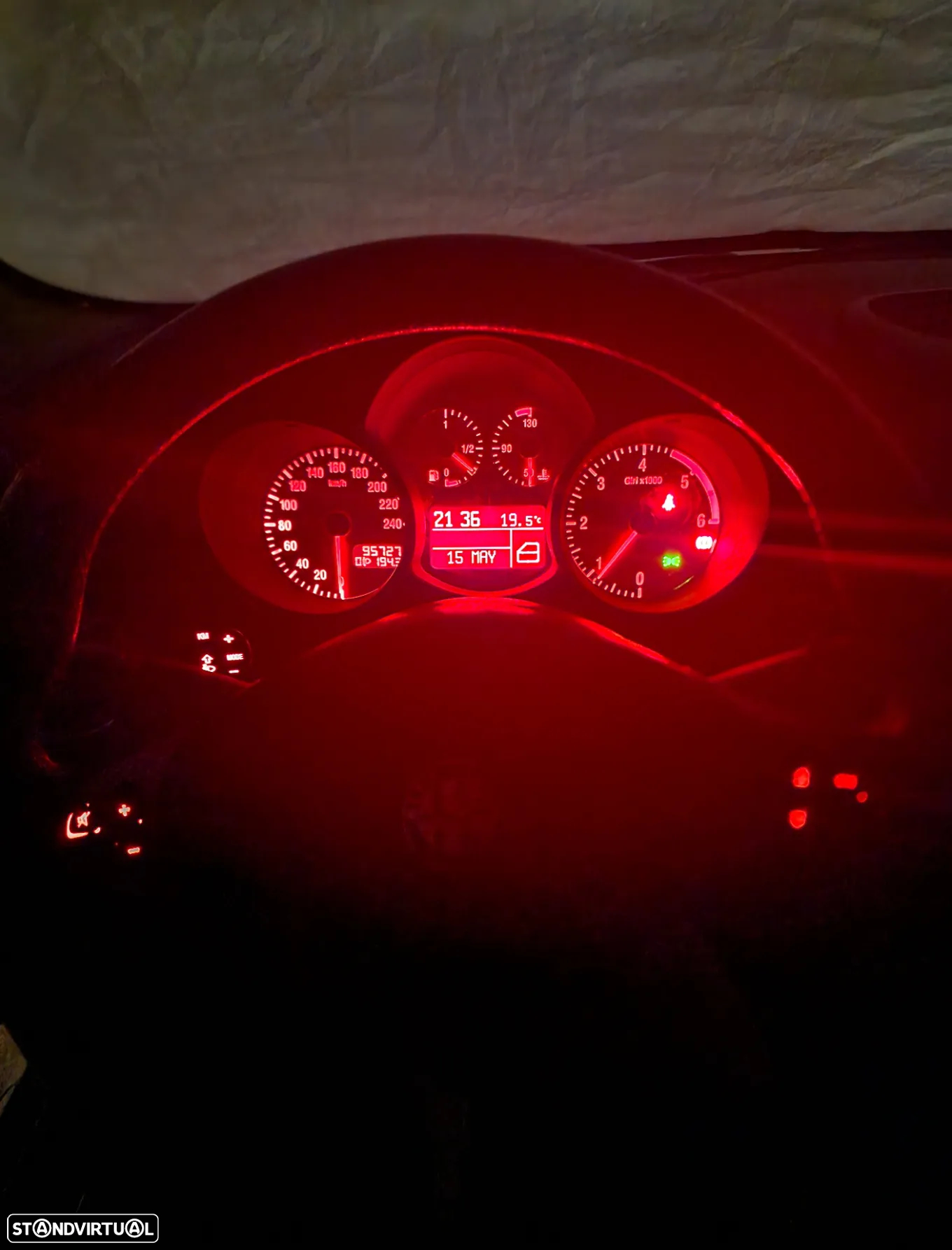 Alfa Romeo GT 1.9 JTD M-JET - 41