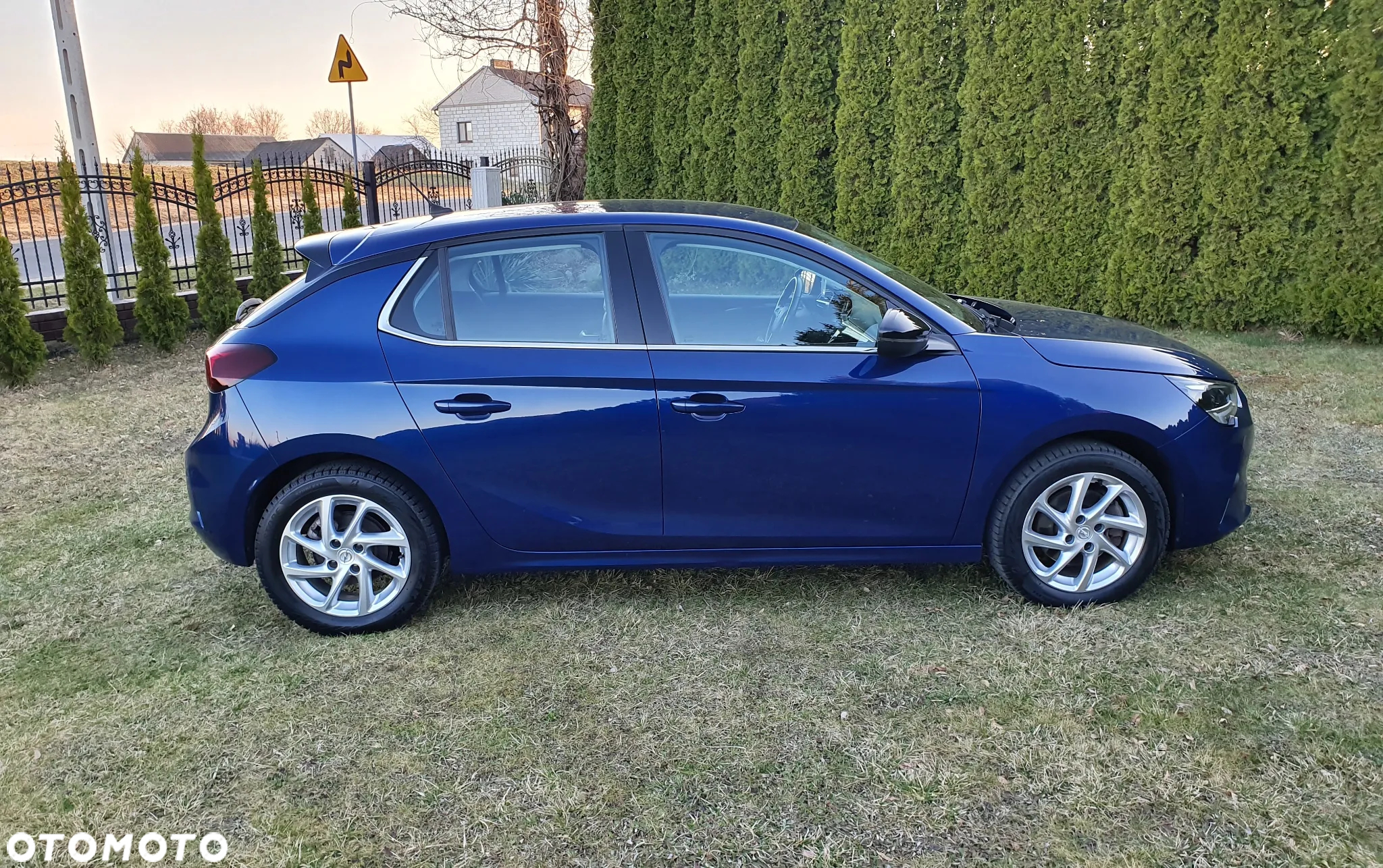 Opel Corsa 1.2 Business S&S - 8