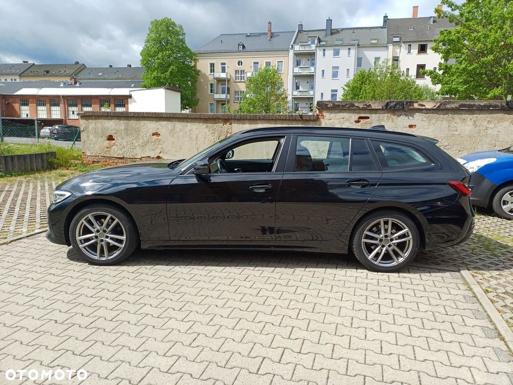 BMW Seria 3 318d mHEV - 2