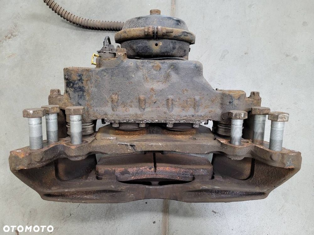 ZACISK PRZÓD PRZEDNI LEWY PNEUMATYCZNY FORD F-MAX 500 - 7