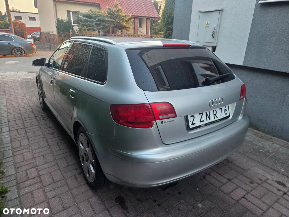 Audi A3 Sportback - 3