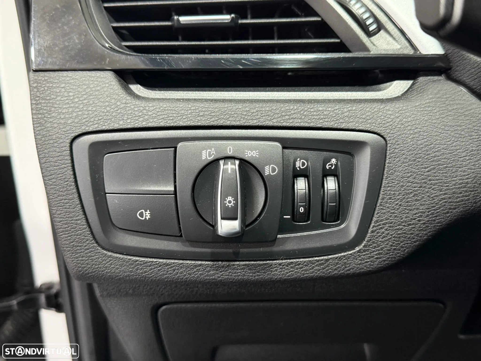 BMW X1 16 d sDrive Advantage - 21