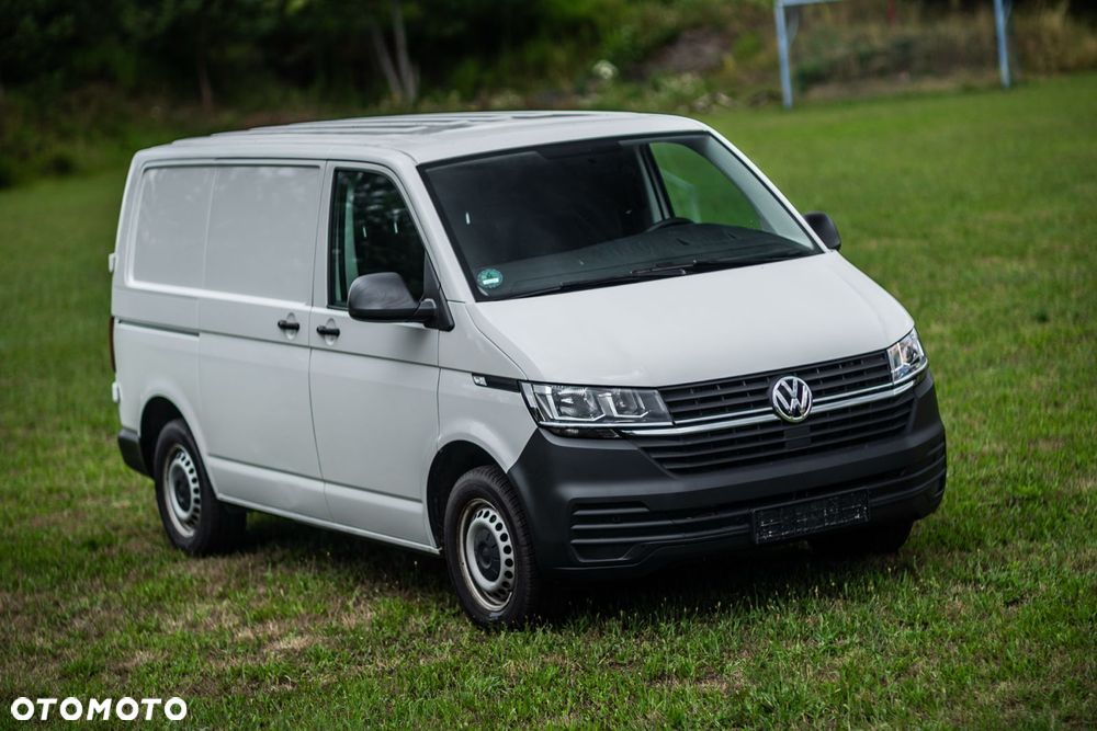 Volkswagen Transporter - 1