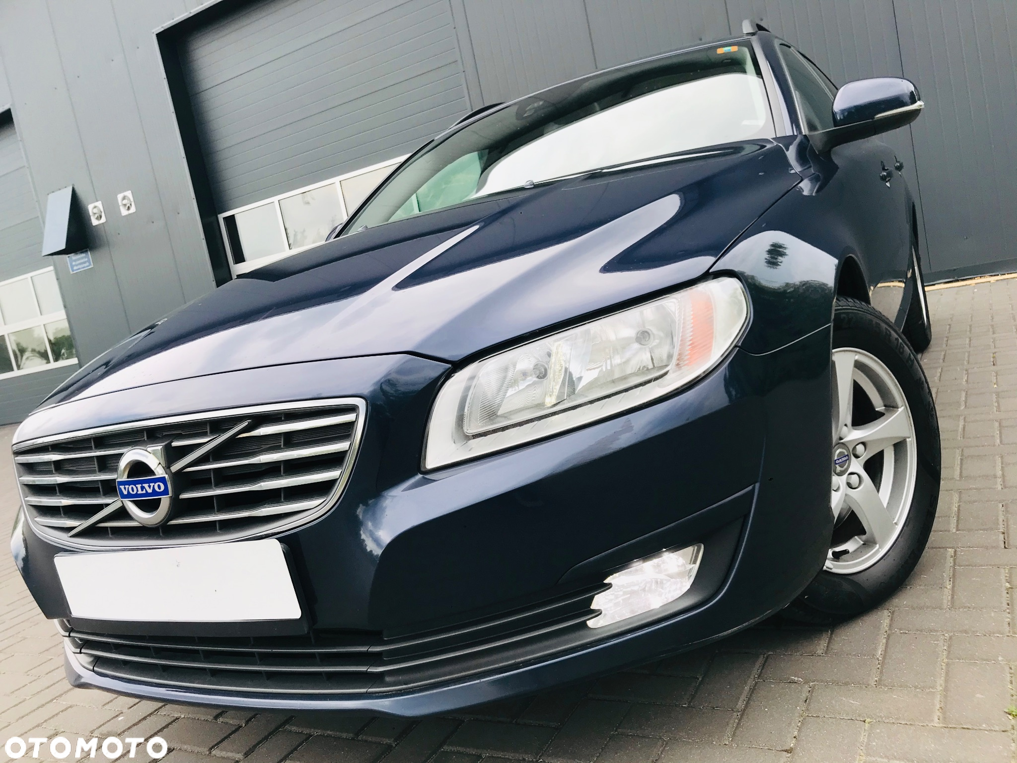 Volvo V70 2.0D Kinetic - 3