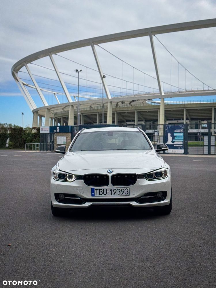 BMW Seria 3 ver-316d-sport-line-shadow - 2