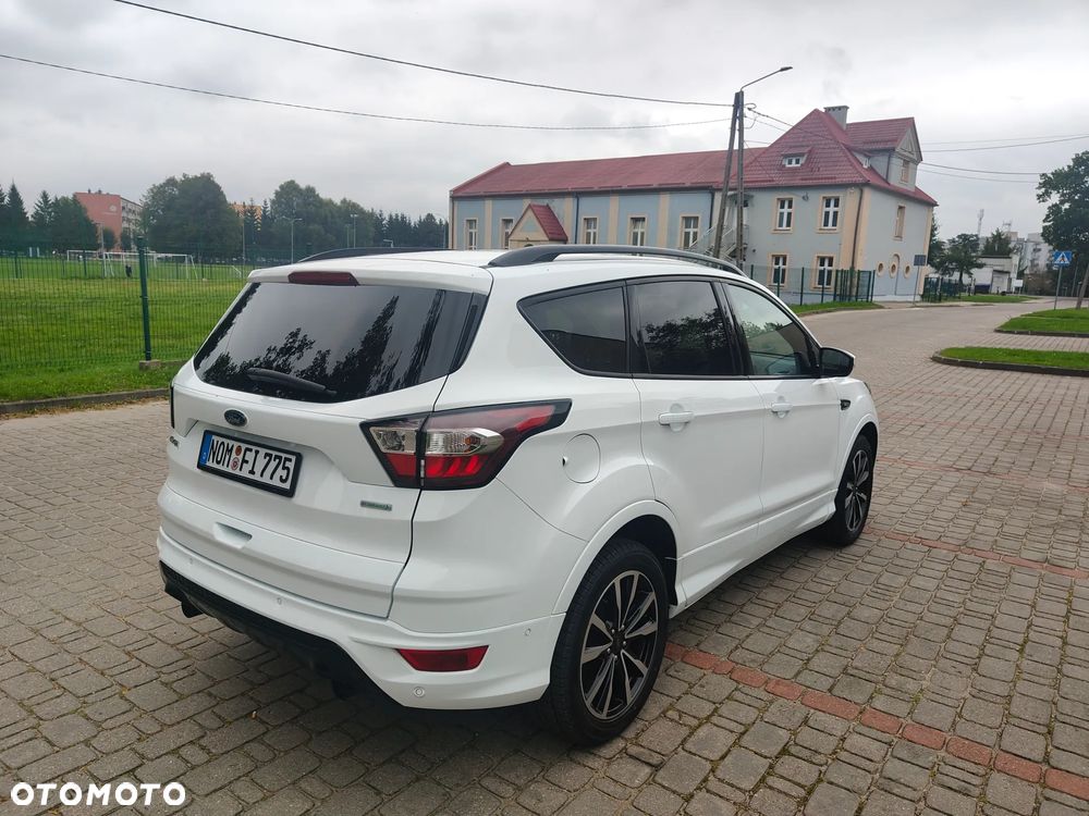 Ford Kuga 1.5 EcoBoost 2x4 ST-Line - 6
