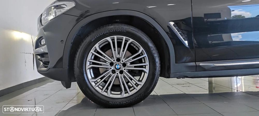 BMW X3 20 d xDrive Line Luxury - 46