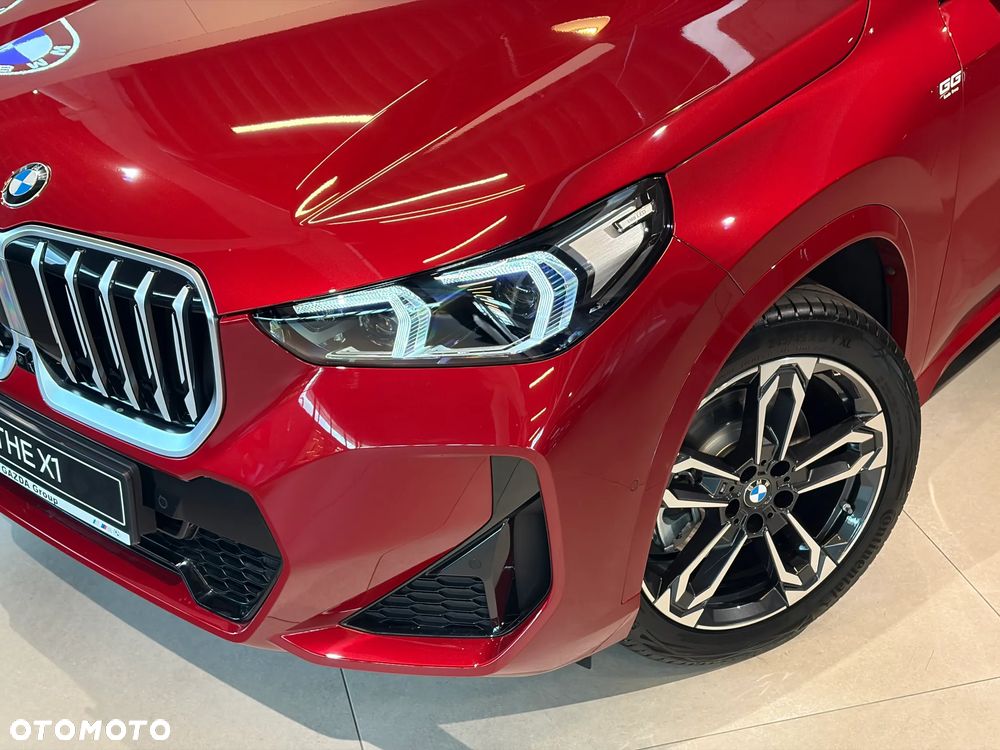 BMW X1 sDrive20i mHEV - 18