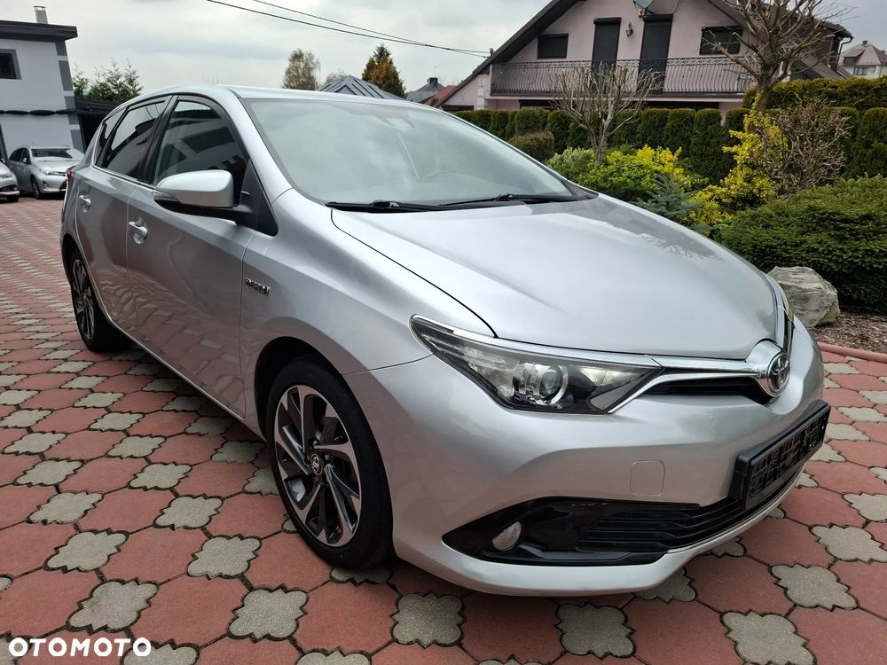 Toyota Auris - 4