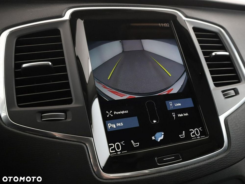 Volvo XC 90 B5 D AWD Momentum Pro - 26