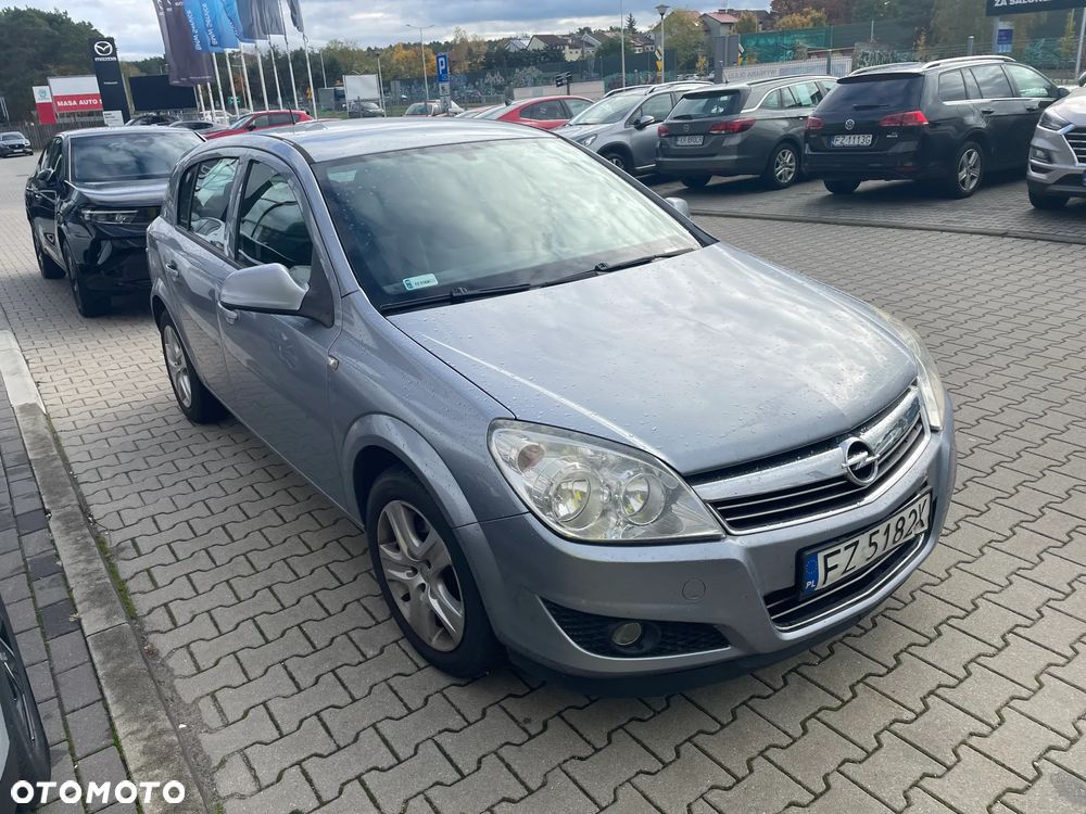 Opel Astra - 2