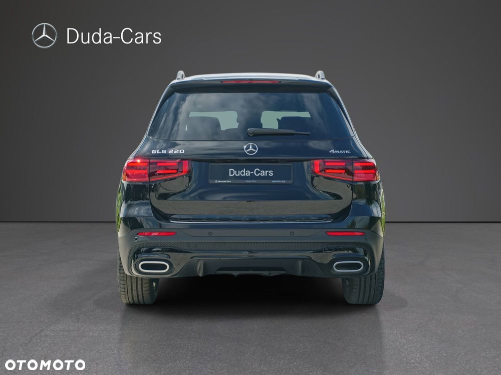 Mercedes-Benz GLB - 5