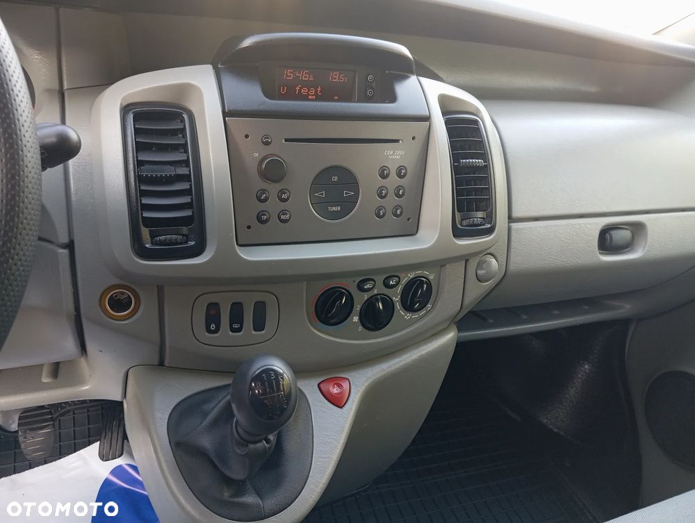 Opel Vivaro - 9