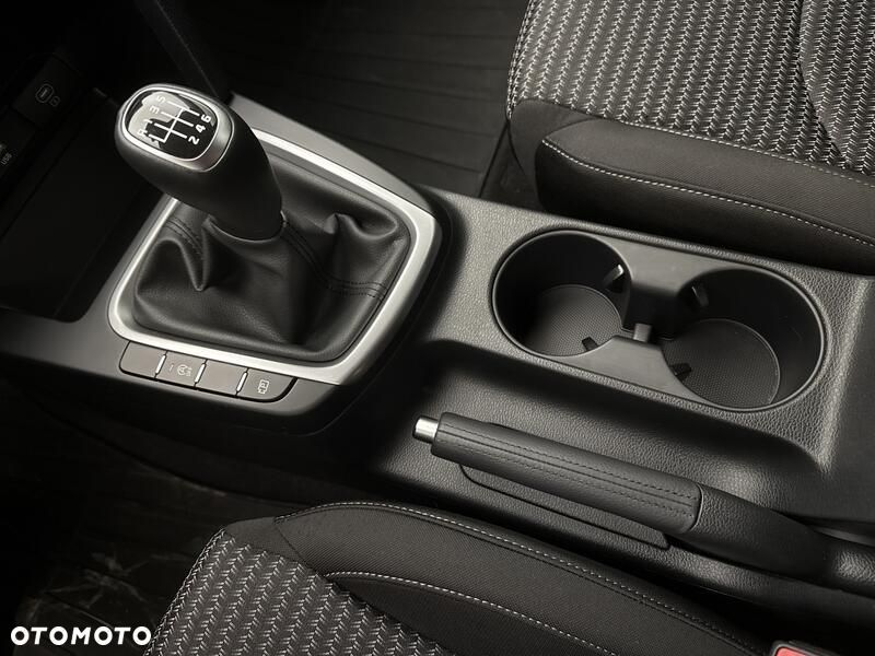 Kia Ceed 1.5 T-GDI M - 17