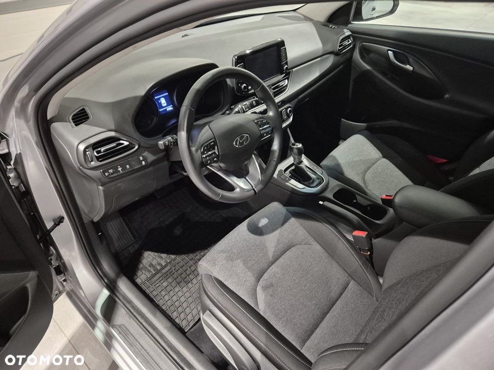 Hyundai i30 1.5 T-GDI 48V Smart DCT - 10