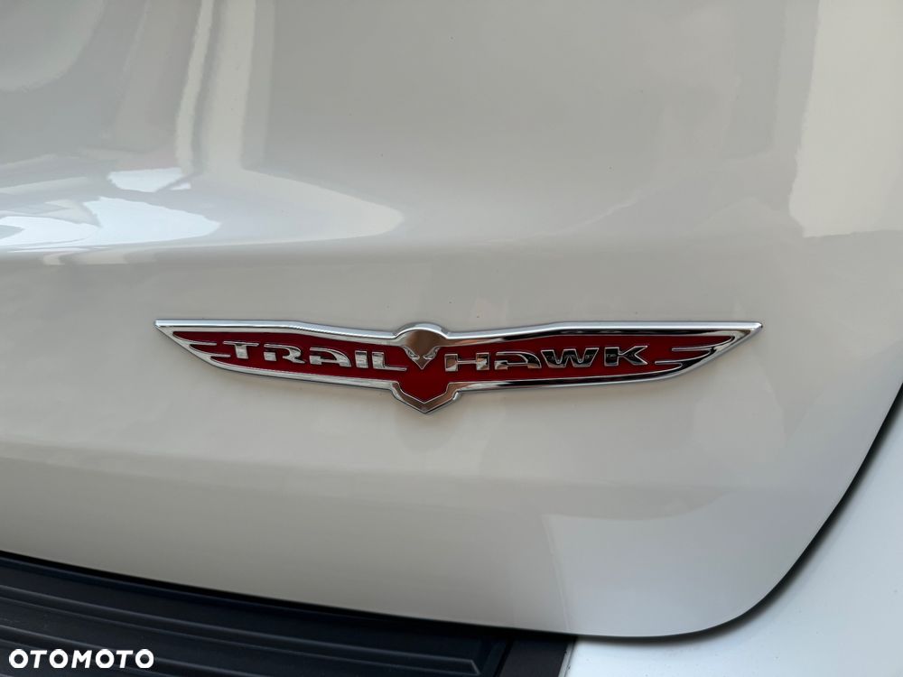 Jeep Grand Cherokee - 14