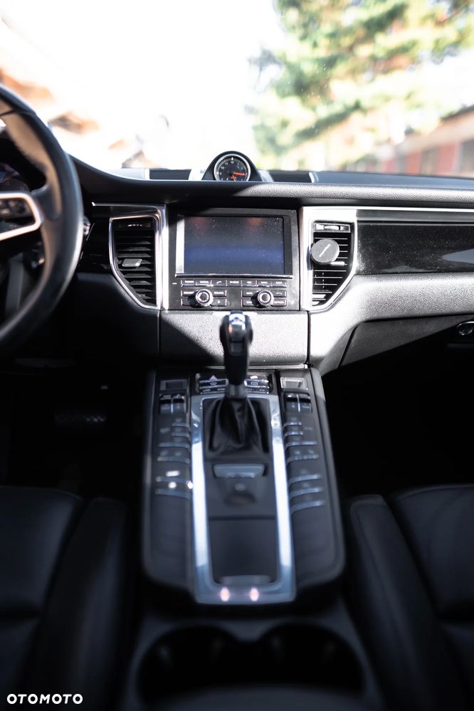 Porsche Macan - 22