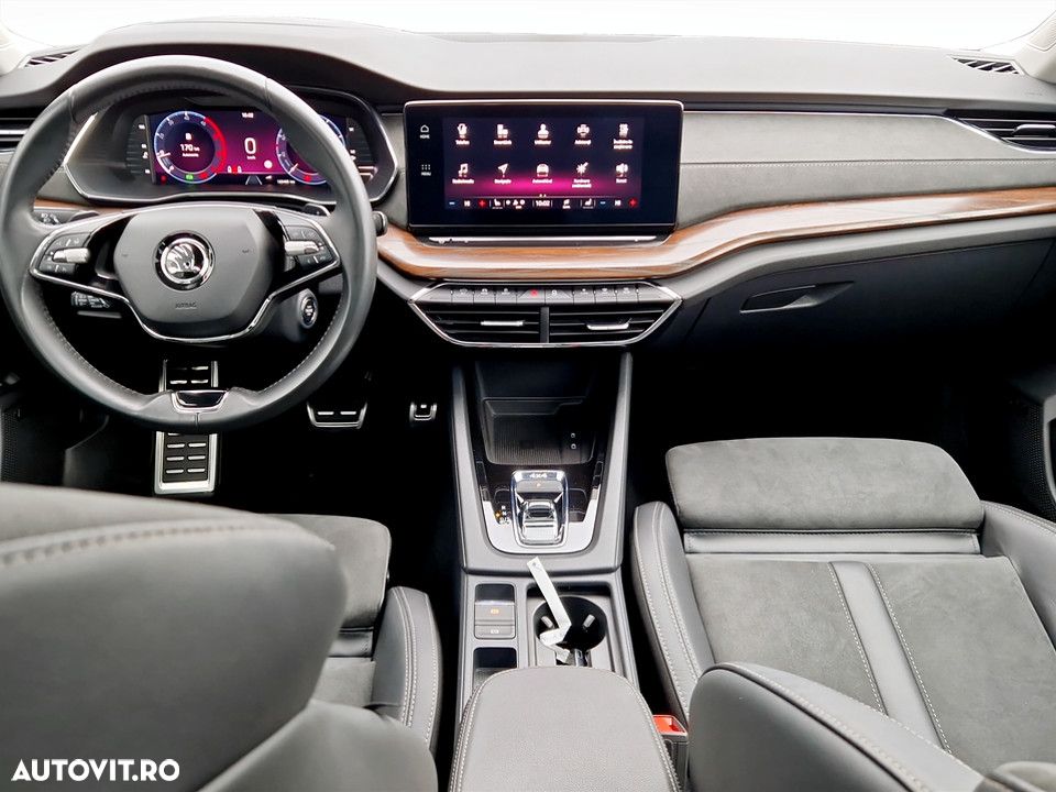 Skoda Octavia 2.0 TDI DSG 4X4 Scout - 13