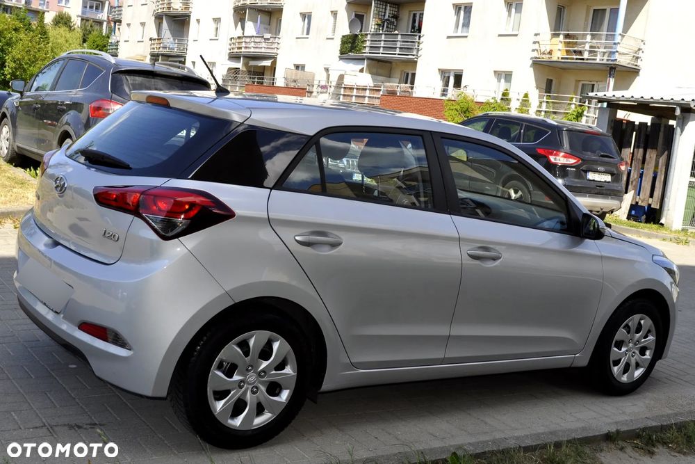 Hyundai i20 1.2 Classic - 10