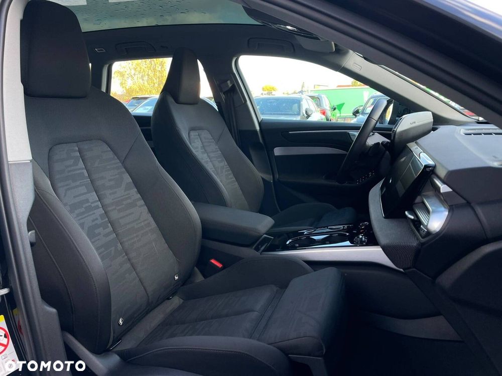 Audi A6 Avant - 25