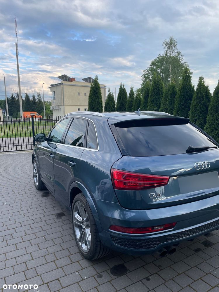 Audi Q3 40 TFSI Quattro S tronic S line - 3