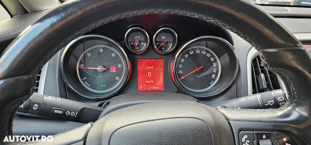 Opel Astra 2.0 CDTI DPF Sports Tourer Automatik - 24