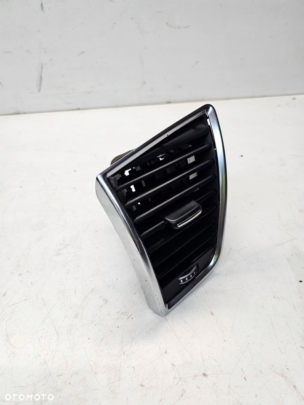 KRATKA NAWIEWU LEWA AUDI Q5 8R LIFT 8R1820901J - 2