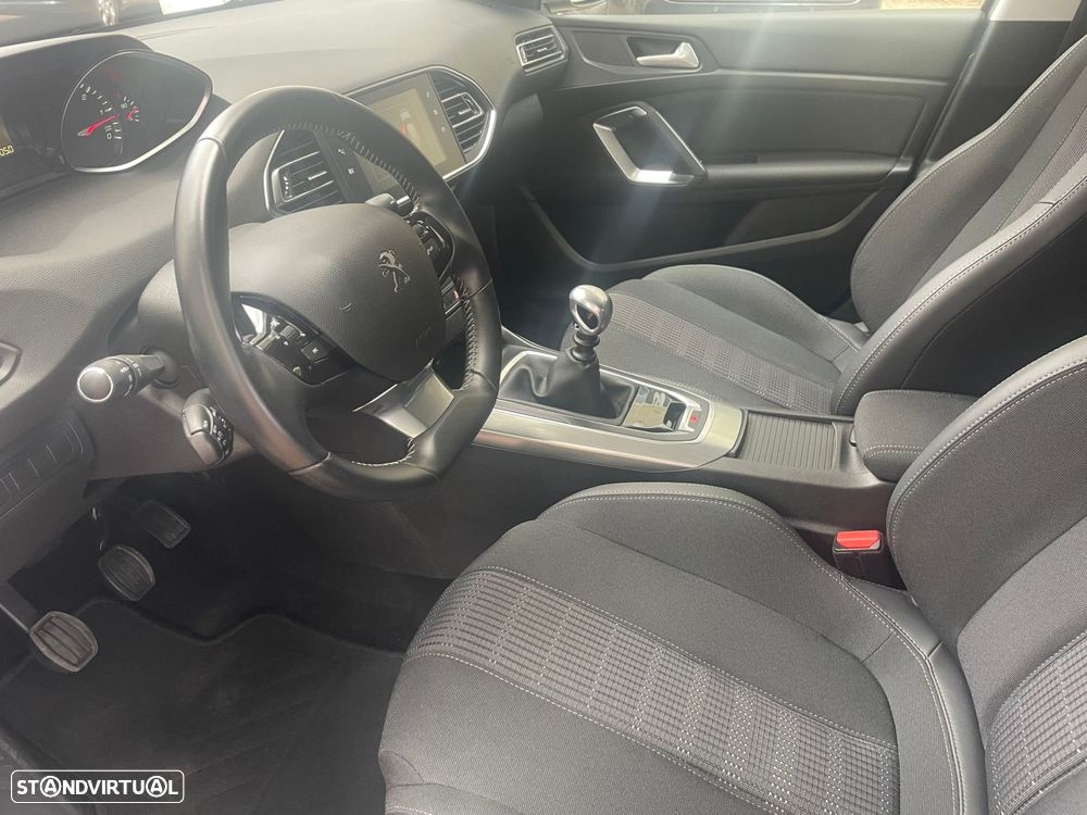 Peugeot 308 1.5 BlueHDi Allure Pack - 12