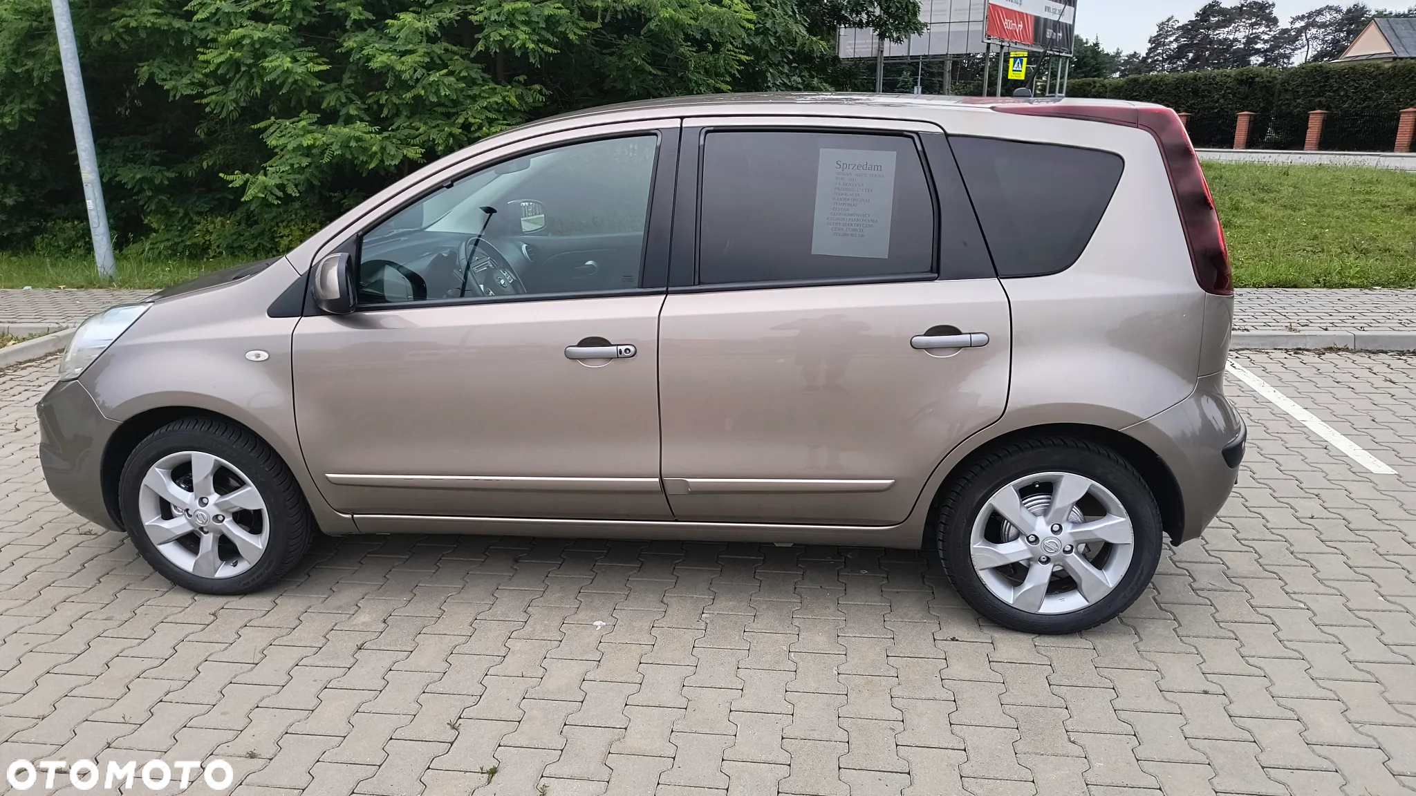 Nissan Note 1.6 Tekna - 2