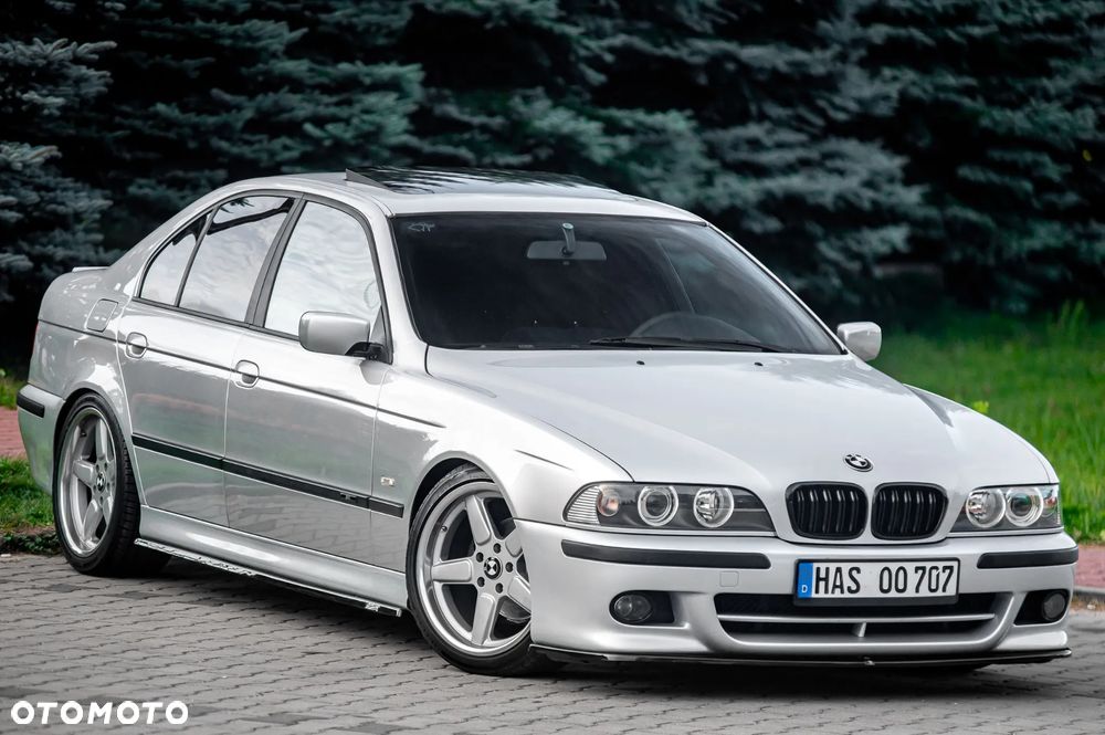 BMW Seria 5 523i - 2
