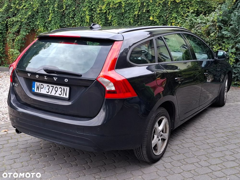 Volvo V60 D3 Summum - 13